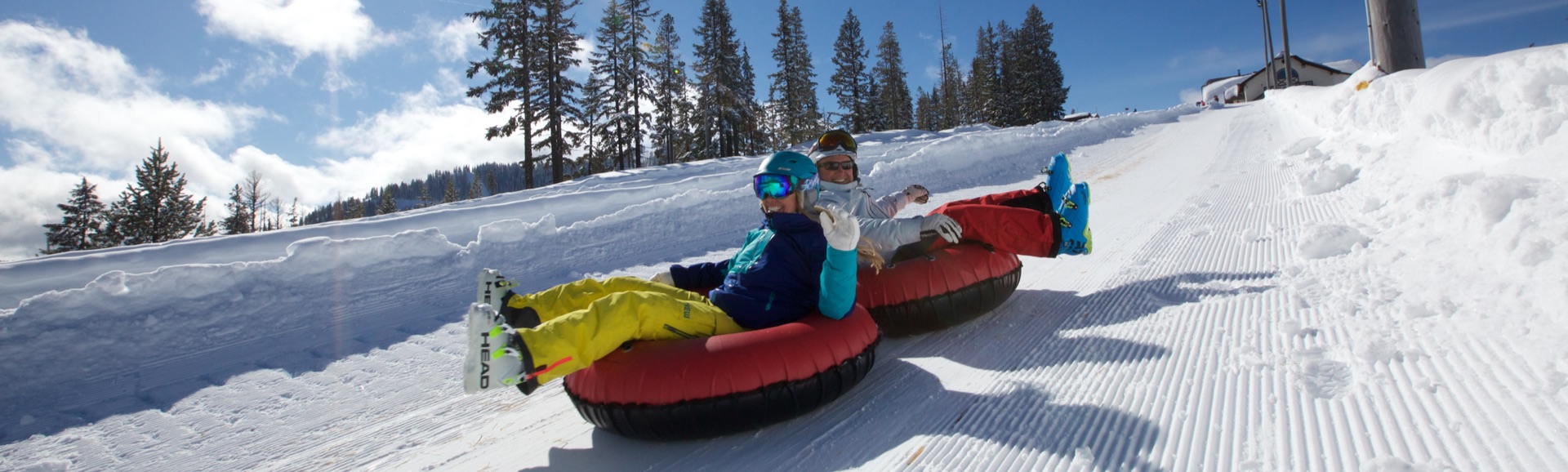 Snow Tubing desktop image